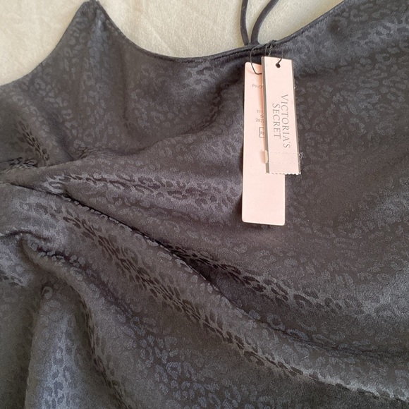 Victoria’s Secret Satin Camisole - Picture 4 of 7